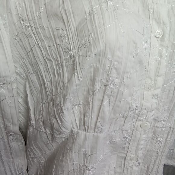 Unbranded Womens Medium White 3/sleeve‎ Buton Up Blouse Floral - Picture 5 of 16
